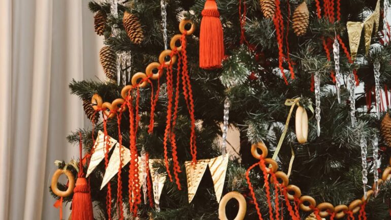 Décoration de Noël originale : 7 idées pour sortir des guirlandes classiques