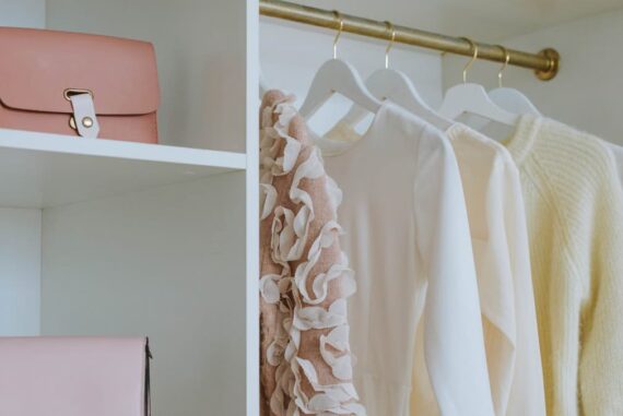 Rangement créatif petits appartements : 7 solutions qui changent tout